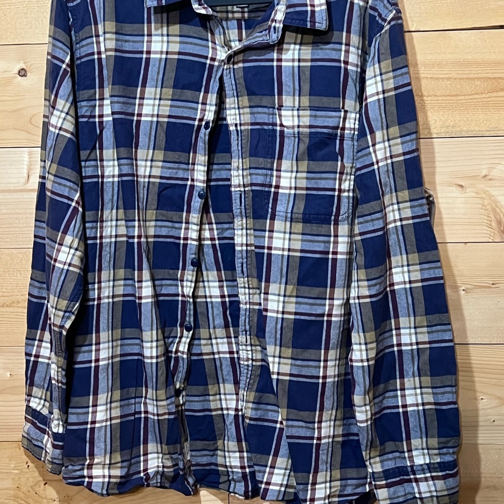 American Eagle Outfitters Blue and White Casual Button‎ Down Shirt, Cotton, 2XL